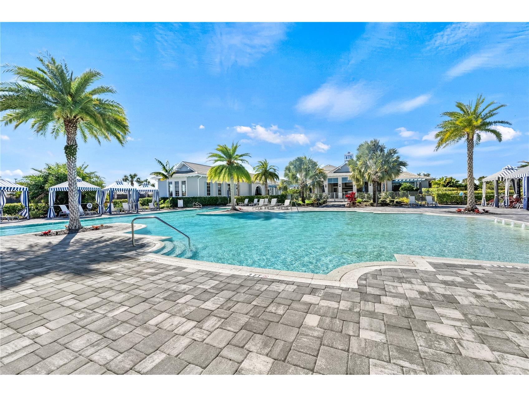 8281 Redonda Loop Bradenton FL 34202 A4681292 image69