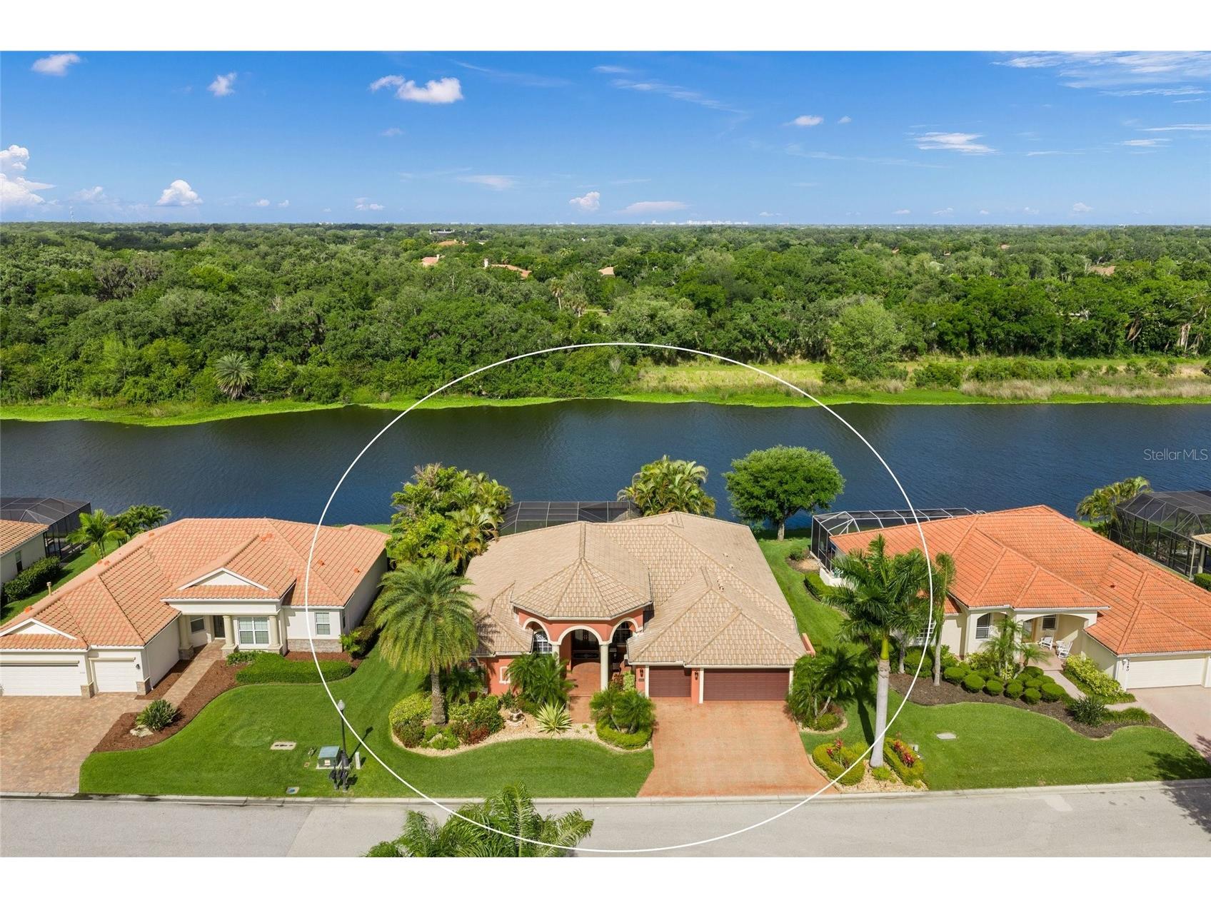 8282 Barton Farms Boulevard Sarasota FL 34240 A4689205 image2