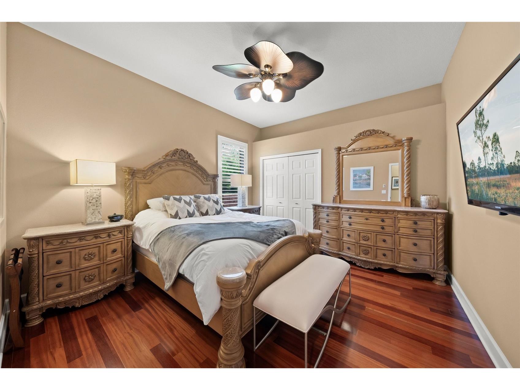 8282 Barton Farms Boulevard Sarasota FL 34240 A4689205 image48