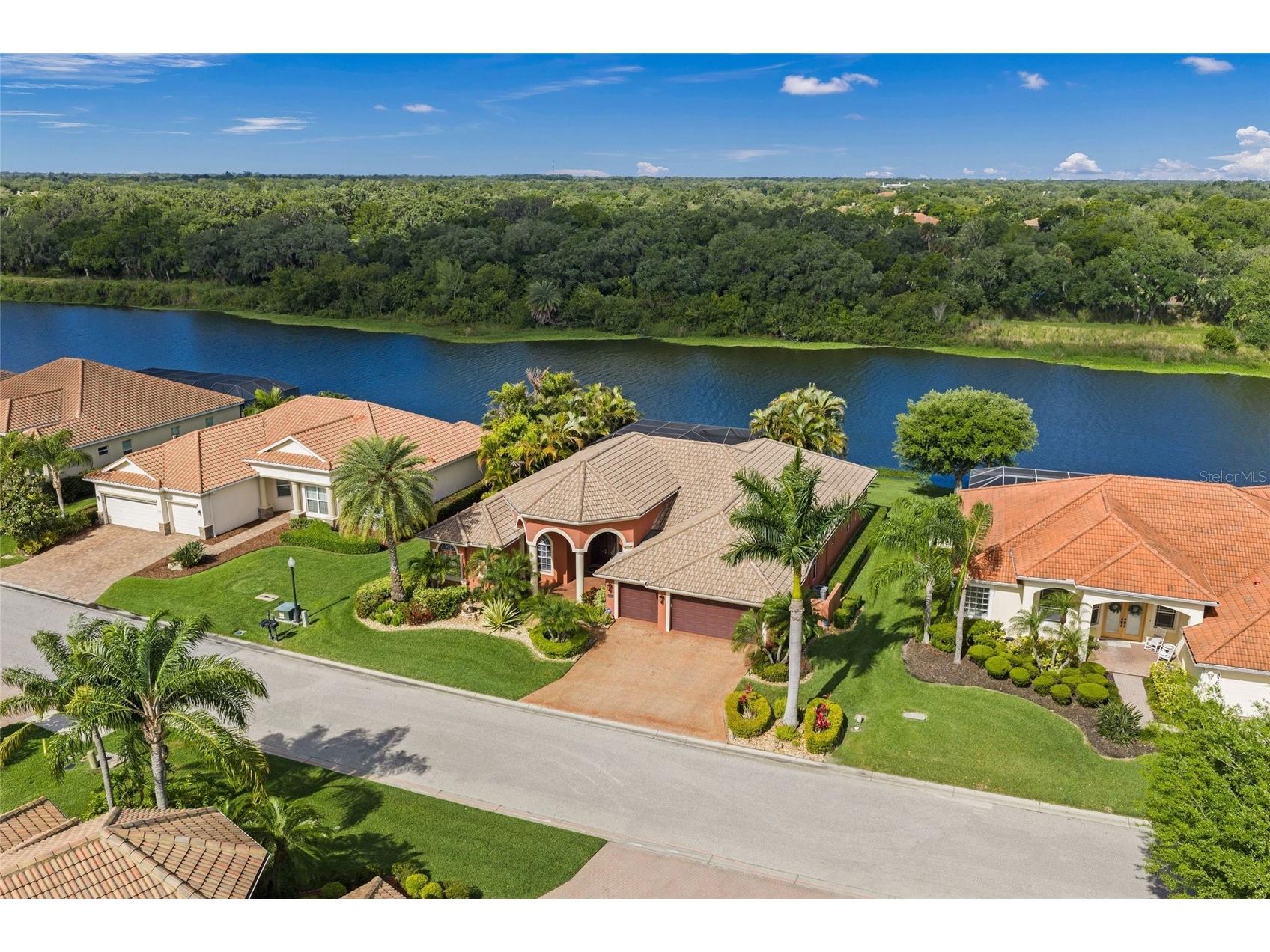 8282 Barton Farms Boulevard Sarasota FL 34240 A4689205 image72