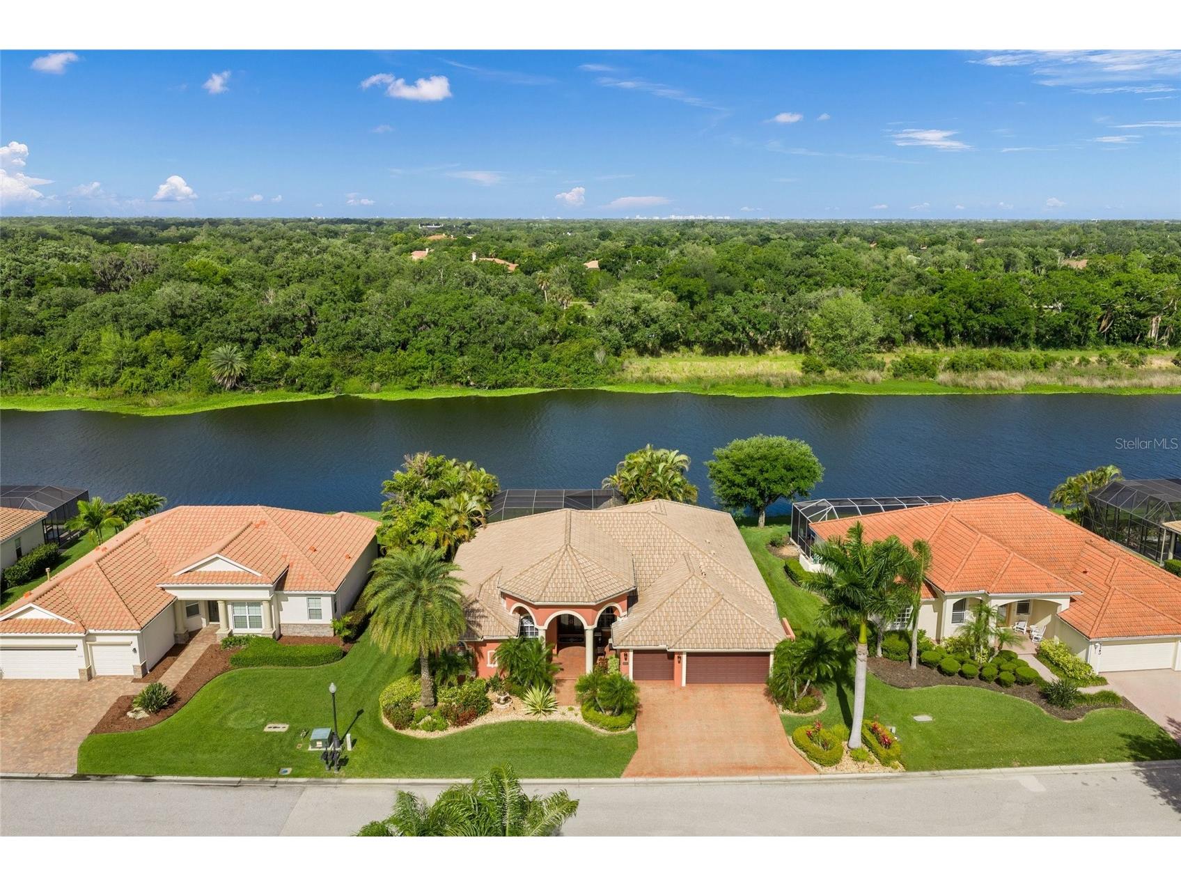 8282 Barton Farms Boulevard Sarasota FL 34240 A4689205 image74