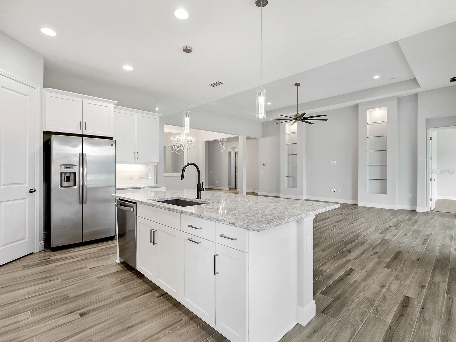 8282 Grande Shores Drive Sarasota FL 34240 A4697772 image26