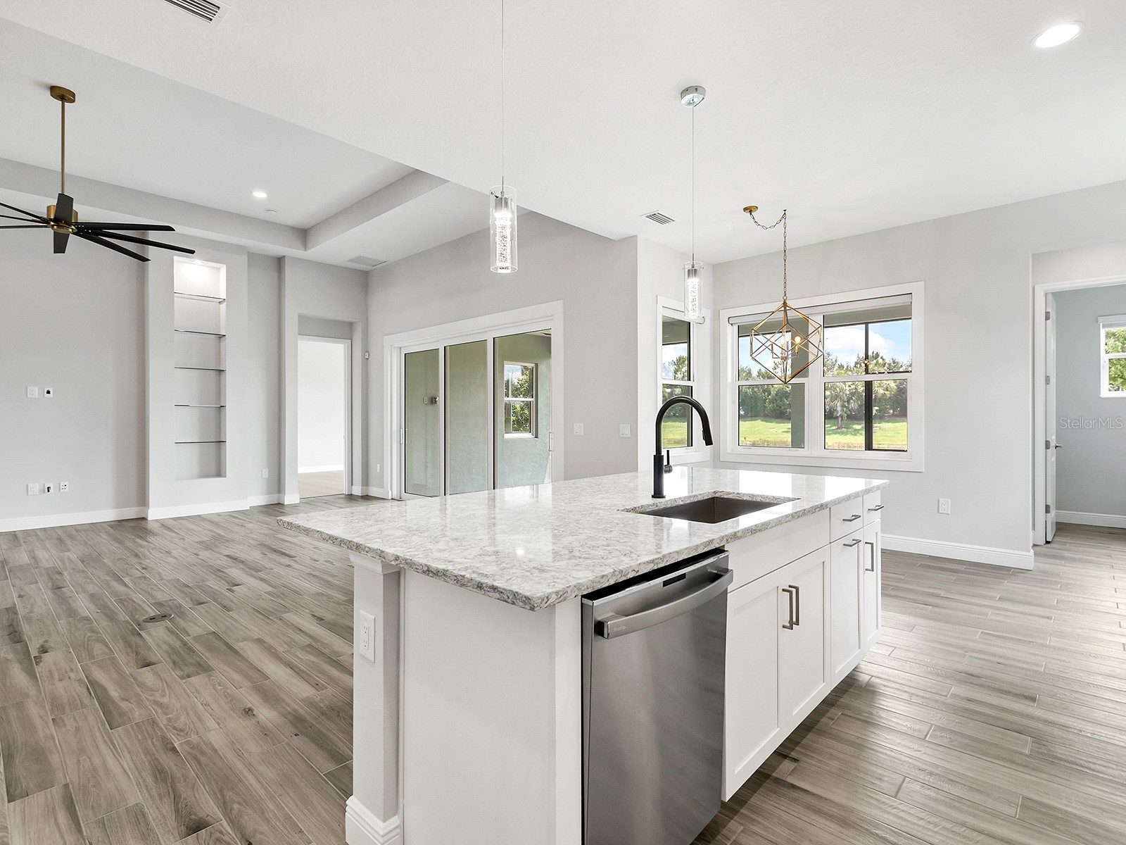 8282 Grande Shores Drive Sarasota FL 34240 A4697772 image27