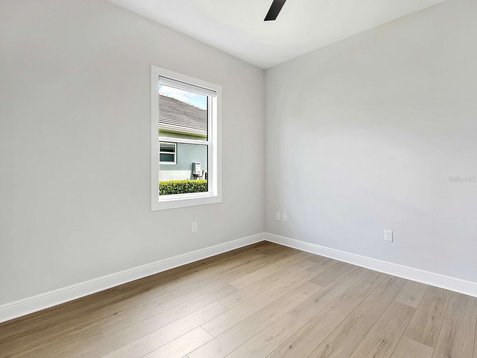 8282 Grande Shores Drive Sarasota FL 34240 A4697772 image42