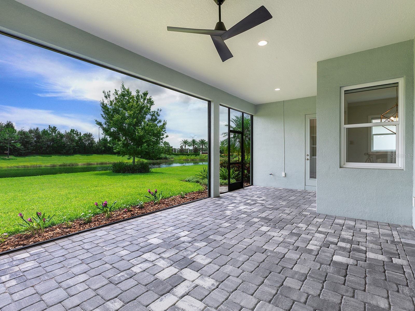 8282 Grande Shores Drive Sarasota FL 34240 A4697772 image45