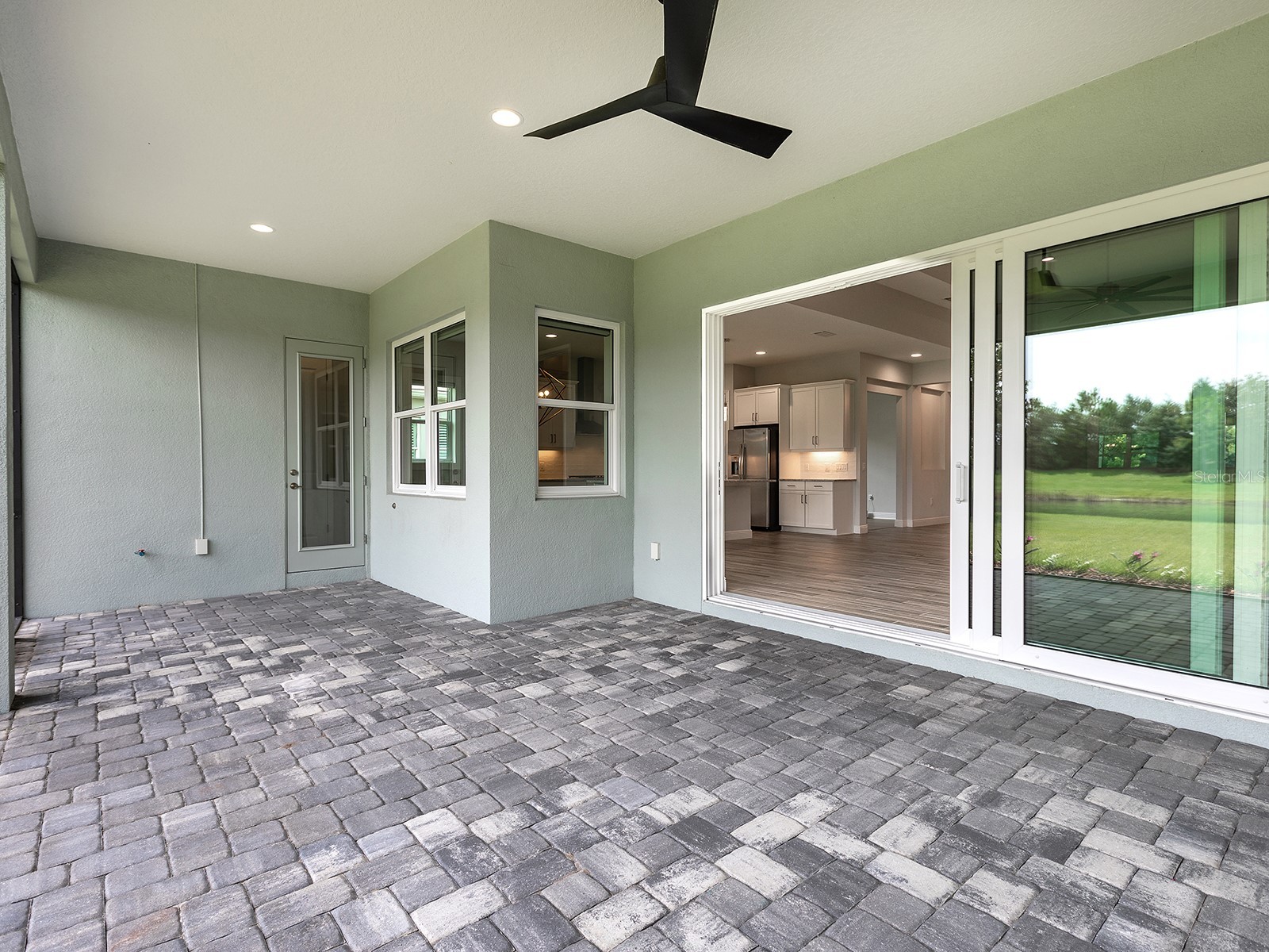 8282 Grande Shores Drive Sarasota FL 34240 A4697772 image47