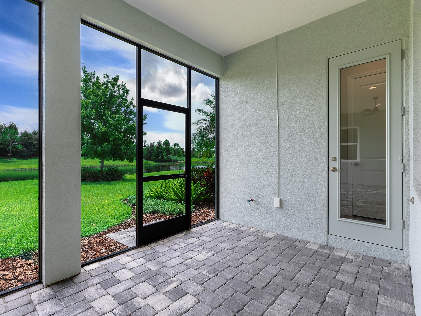 8282 Grande Shores Drive Sarasota FL 34240 A4697772 image48