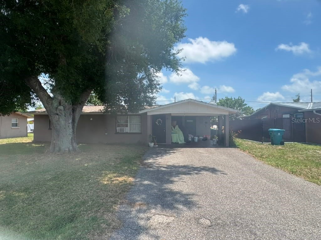 8283 Pelican Road Englewood FL 34224 A4696884 image1