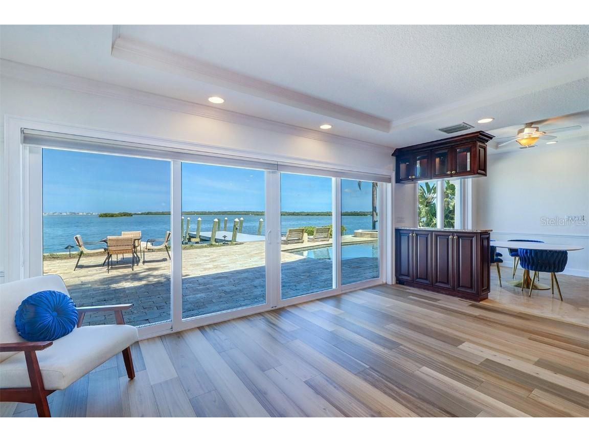 8286 30th Avenue N Saint Petersburg FL 33710 TB8405645 image14