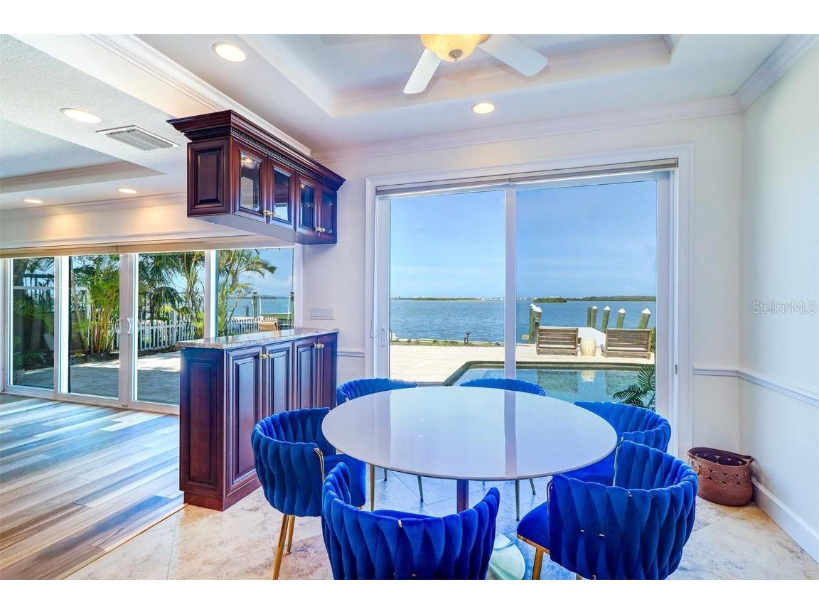 8286 30th Avenue N Saint Petersburg FL 33710 TB8405645 image17