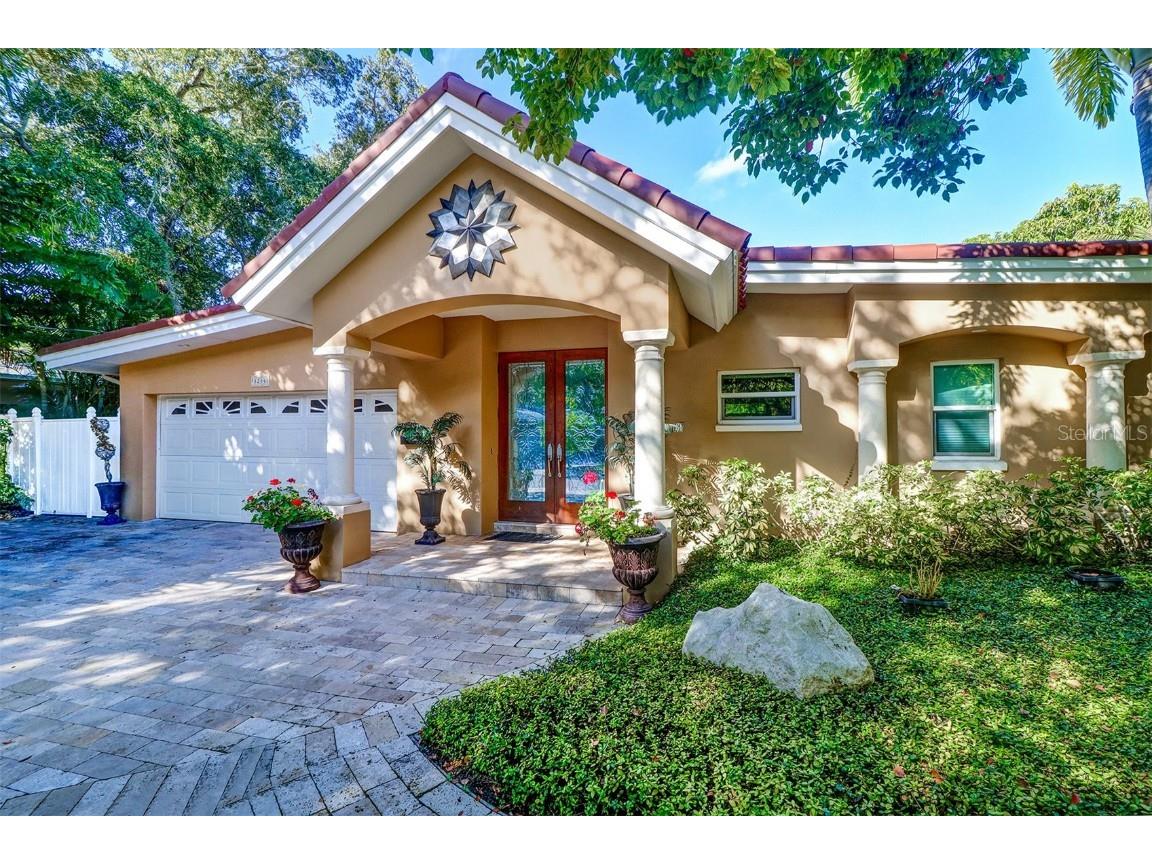 8286 30th Avenue N Saint Petersburg FL 33710 TB8405645 image2