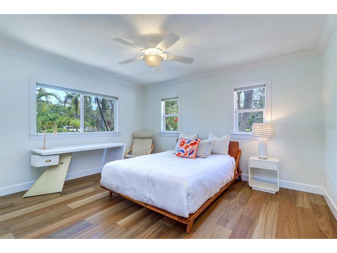 8286 30th Avenue N Saint Petersburg FL 33710 TB8405645 image26