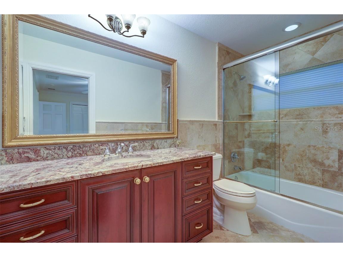 8286 30th Avenue N Saint Petersburg FL 33710 TB8405645 image29