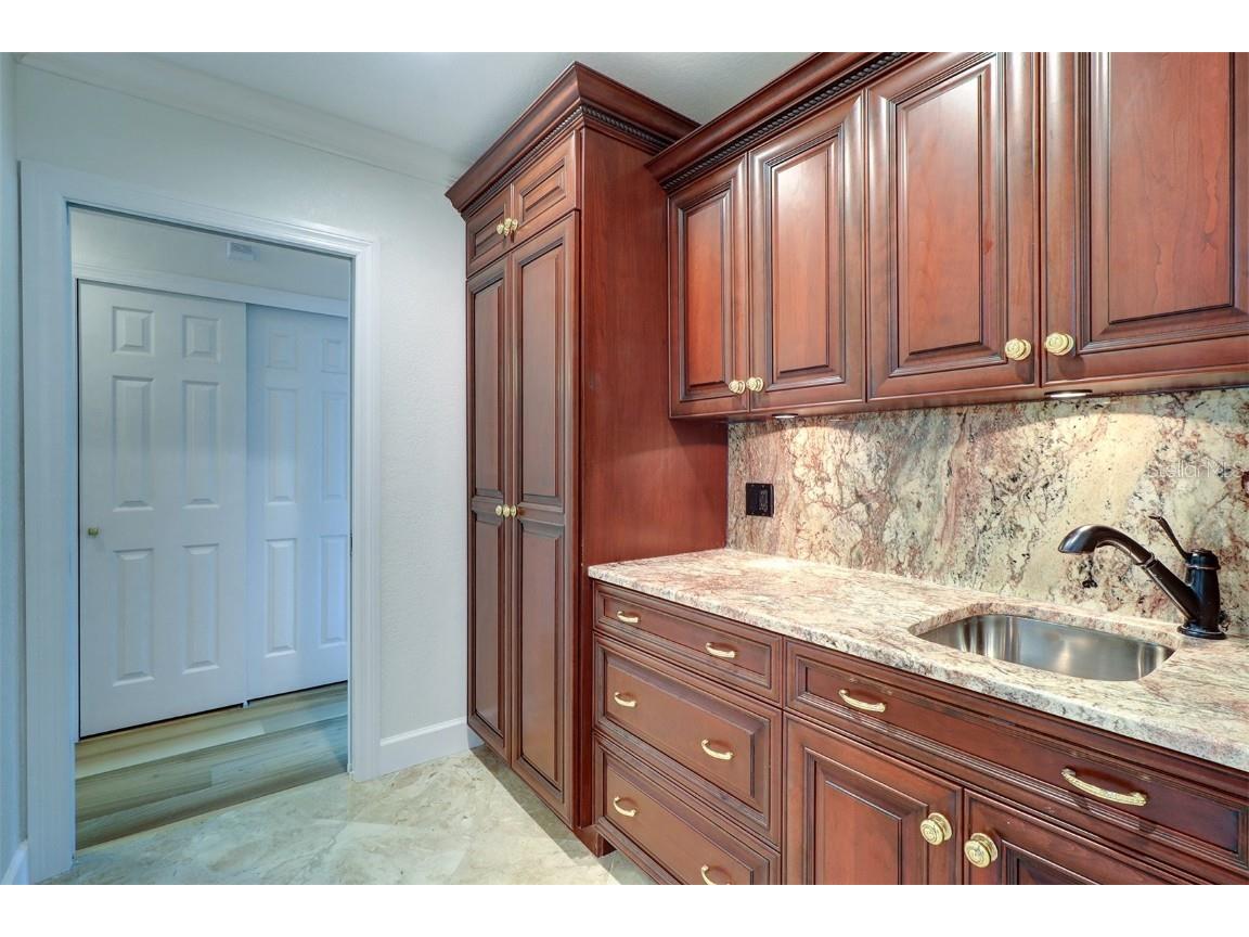 8286 30th Avenue N Saint Petersburg FL 33710 TB8405645 image31