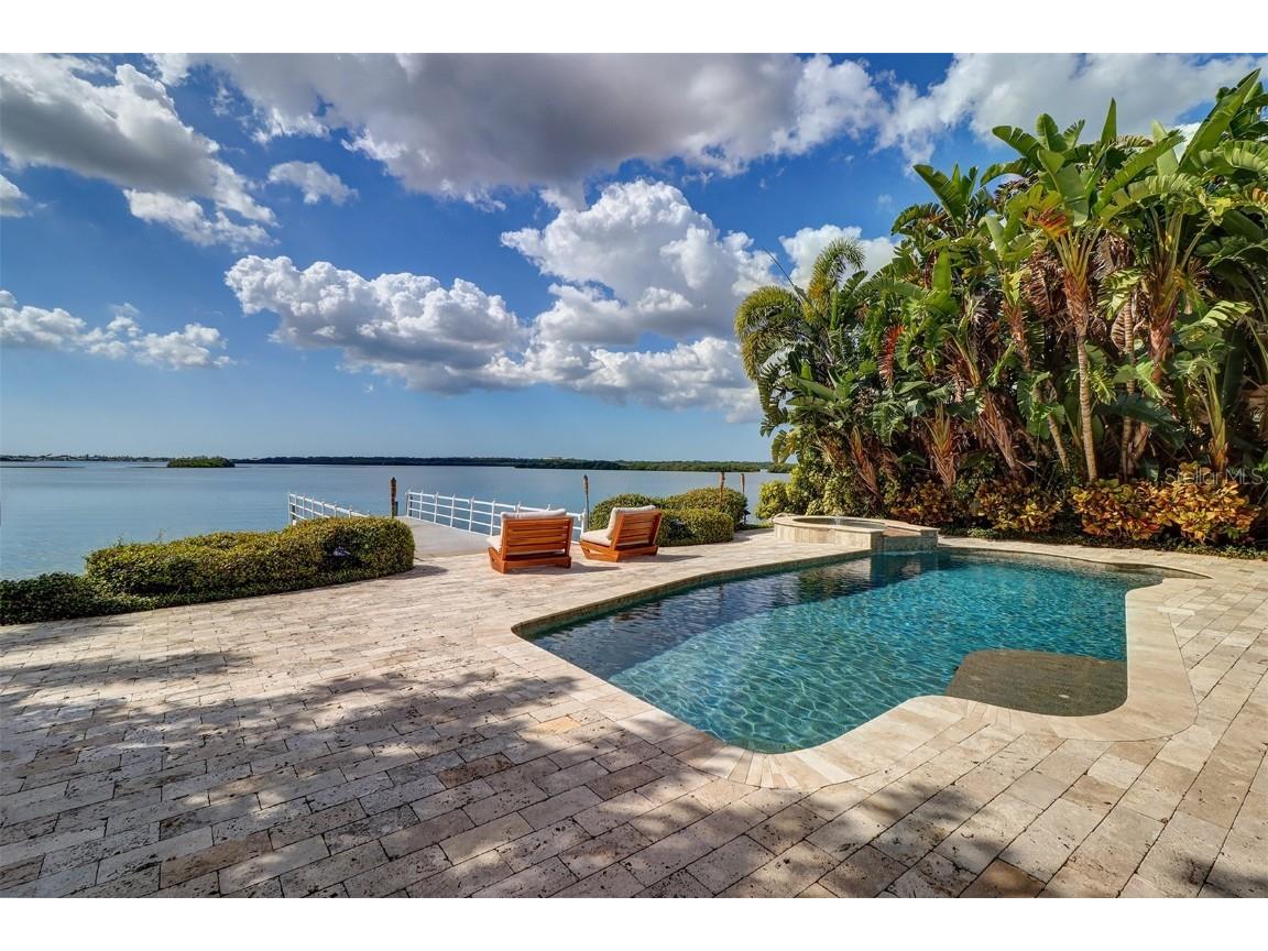 8286 30th Avenue N Saint Petersburg FL 33710 TB8405645 image32