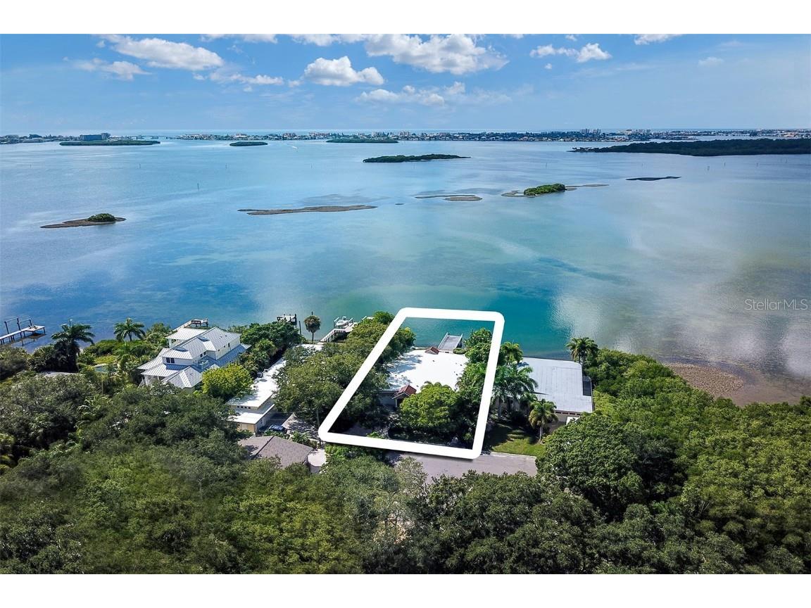 8286 30th Avenue N Saint Petersburg FL 33710 TB8405645 image35