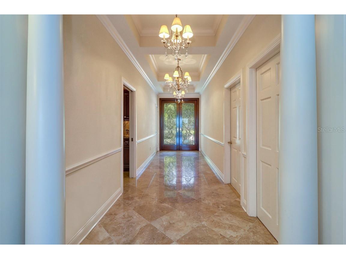 8286 30th Avenue N Saint Petersburg FL 33710 TB8405645 image9