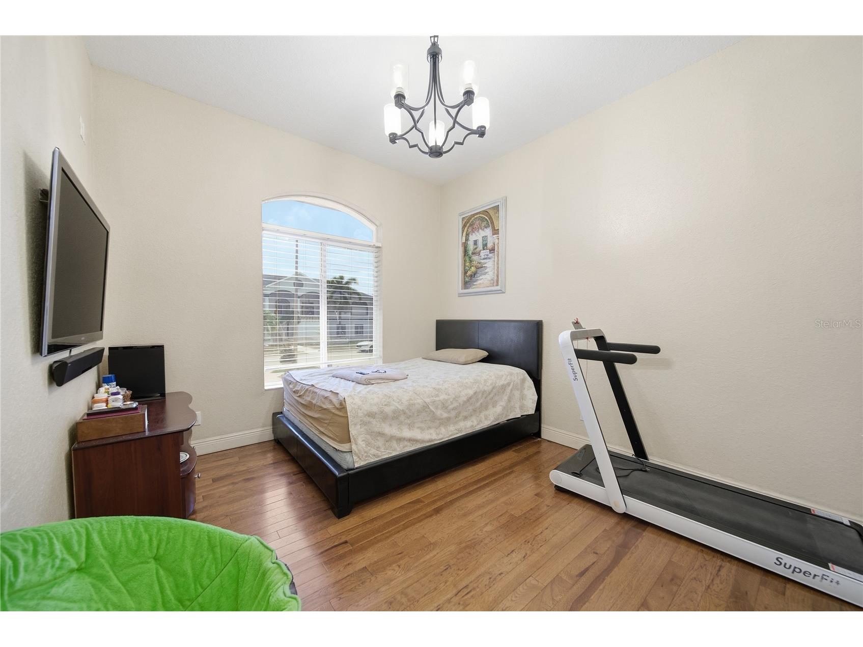 8286 N 97th N St Seminole FL 33777 TB8511247 image24