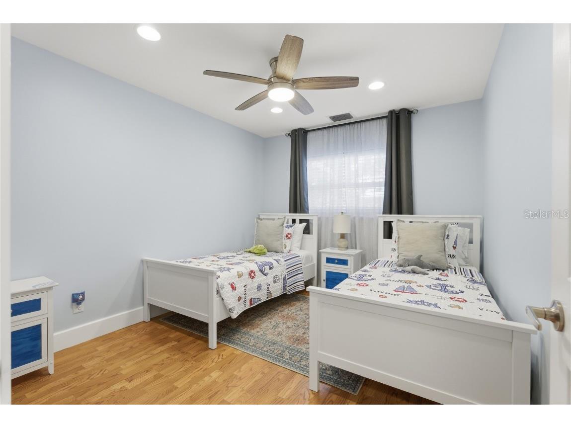 8288 137th Lane Seminole FL 33776 TB8456111 image12