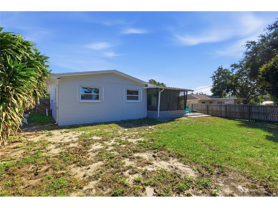 8288 137th Lane Seminole FL 33776 TB8456111 image28