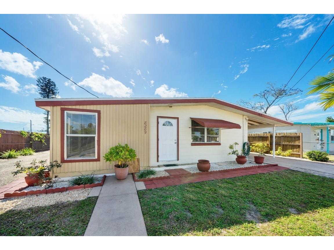 8289 Dorothy Avenue North Port FL 34287 A4597783 image1