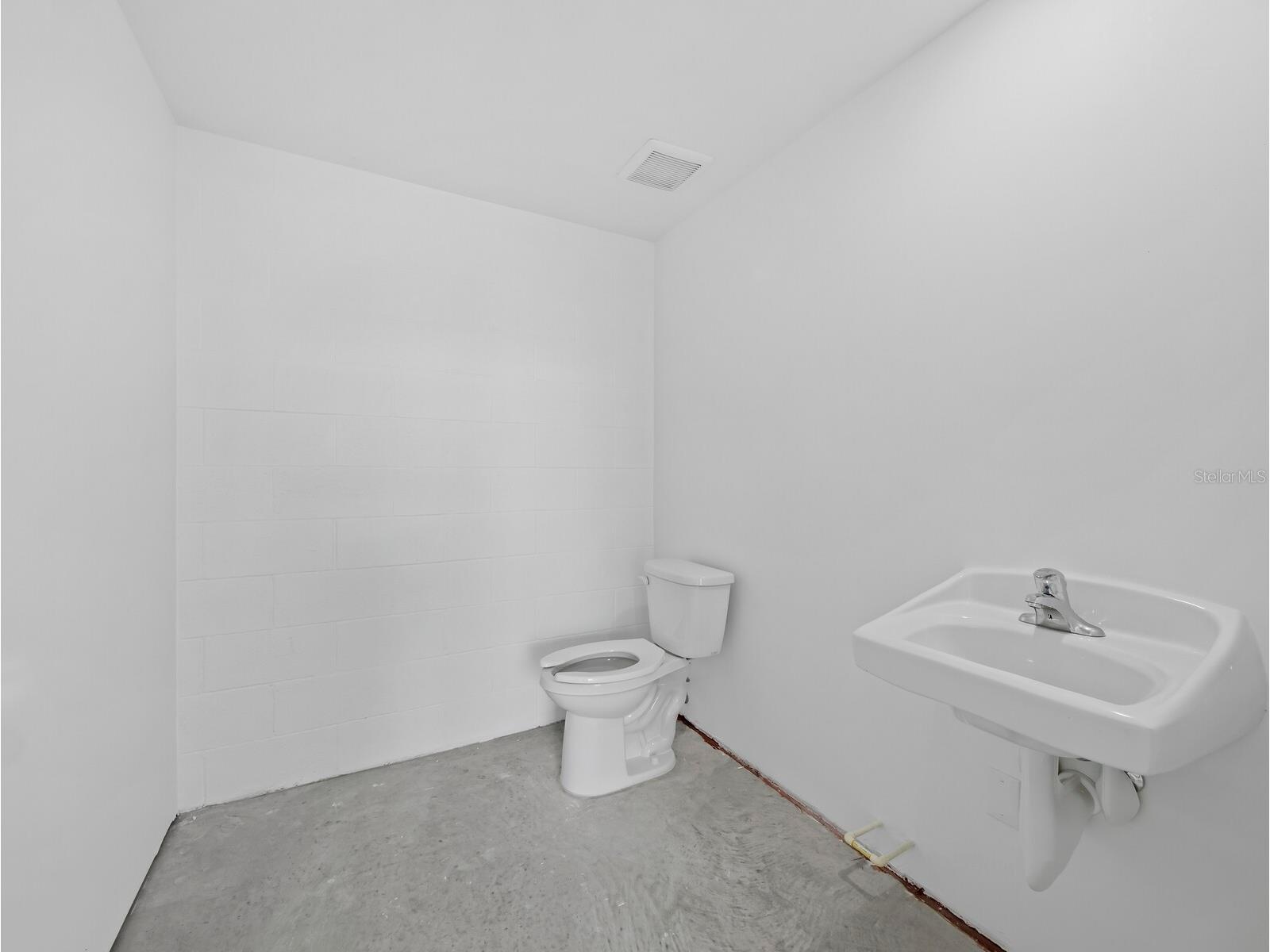 829 57th Street E #25 Bradenton FL 34208 A4657011 image36
