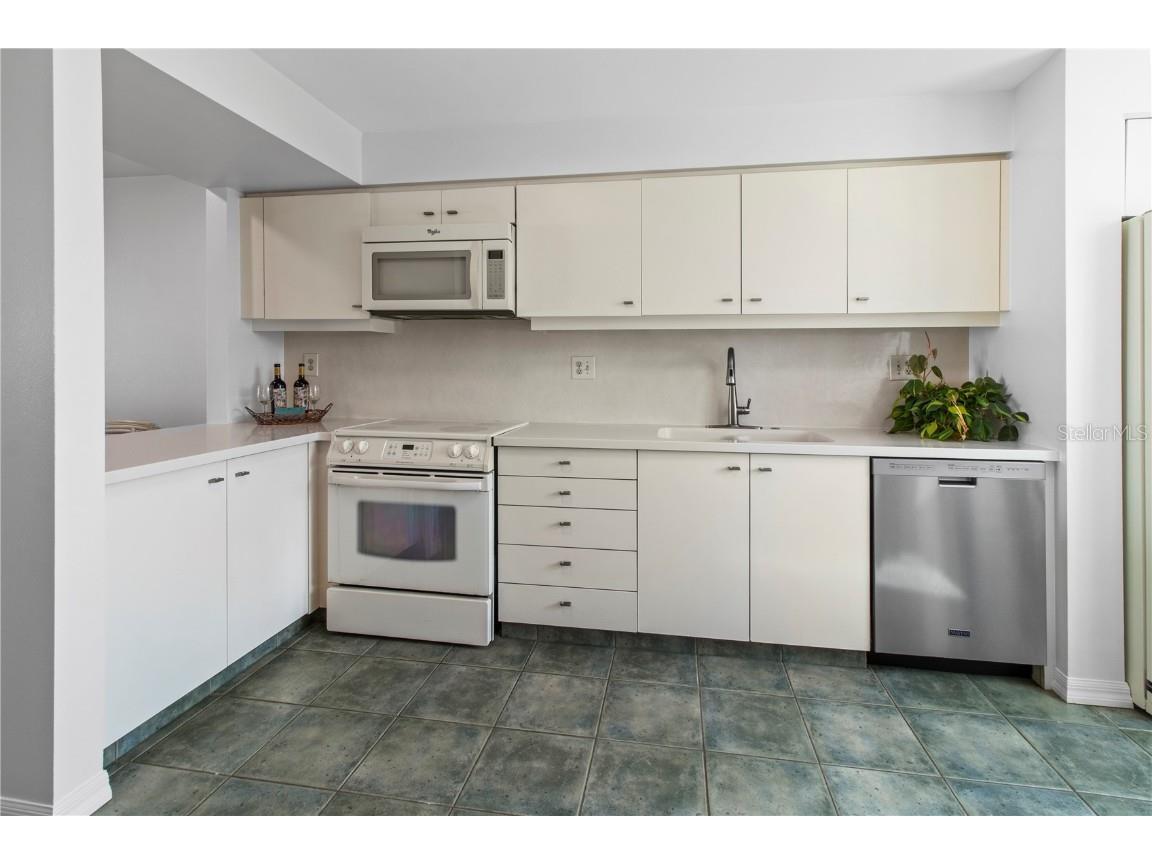 829 Bayport Way #829 Longboat Key FL 34228 - GULF OF MEXICO TB8443376 image9