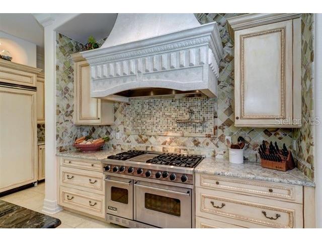 829 Bruce Avenue Clearwater Beach FL 33767 TB8441451 image10