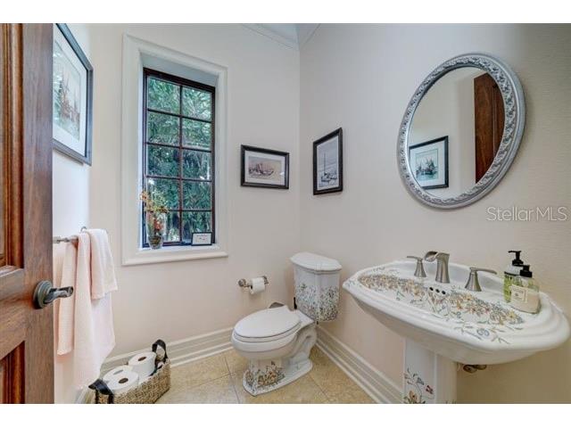 829 Bruce Avenue Clearwater Beach FL 33767 TB8441451 image24