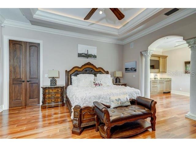 829 Bruce Avenue Clearwater Beach FL 33767 TB8441451 image27