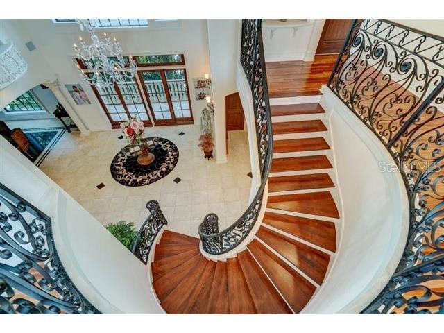 829 Bruce Avenue Clearwater Beach FL 33767 TB8441451 image35