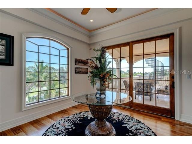 829 Bruce Avenue Clearwater Beach FL 33767 TB8441451 image36