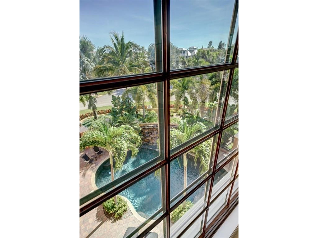 829 Bruce Avenue Clearwater Beach FL 33767 TB8441451 image37