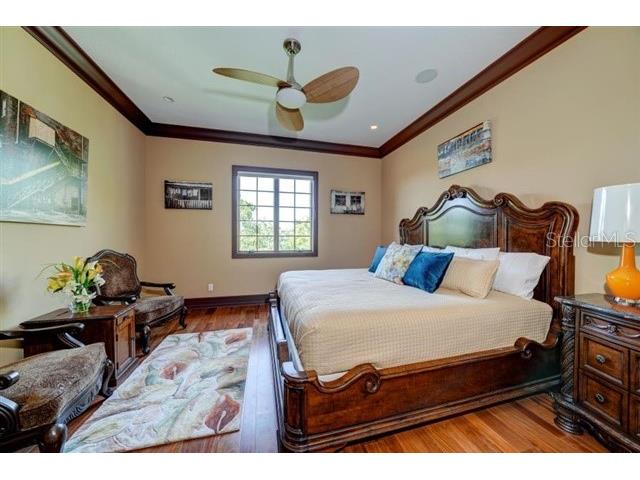 829 Bruce Avenue Clearwater Beach FL 33767 TB8441451 image40