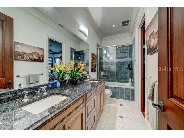 829 Bruce Avenue Clearwater Beach FL 33767 TB8441451 image41