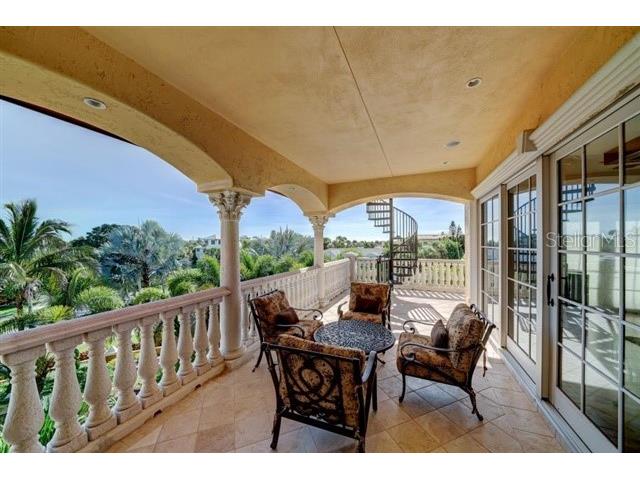 829 Bruce Avenue Clearwater Beach FL 33767 TB8441451 image46