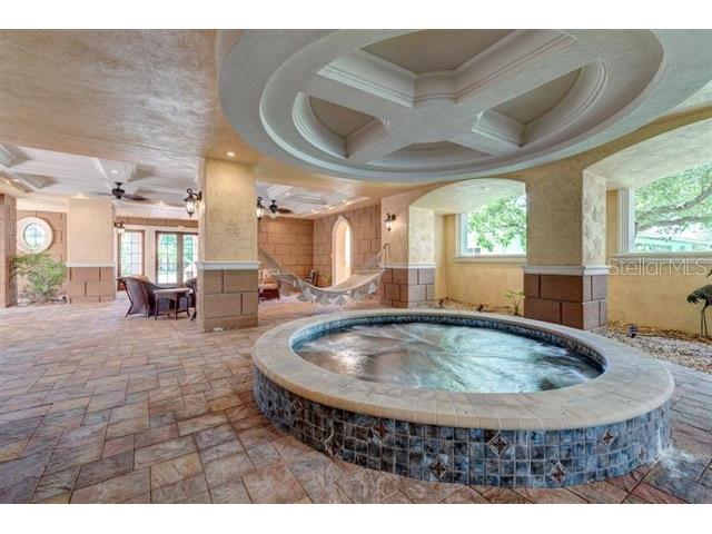 829 Bruce Avenue Clearwater Beach FL 33767 TB8441451 image53