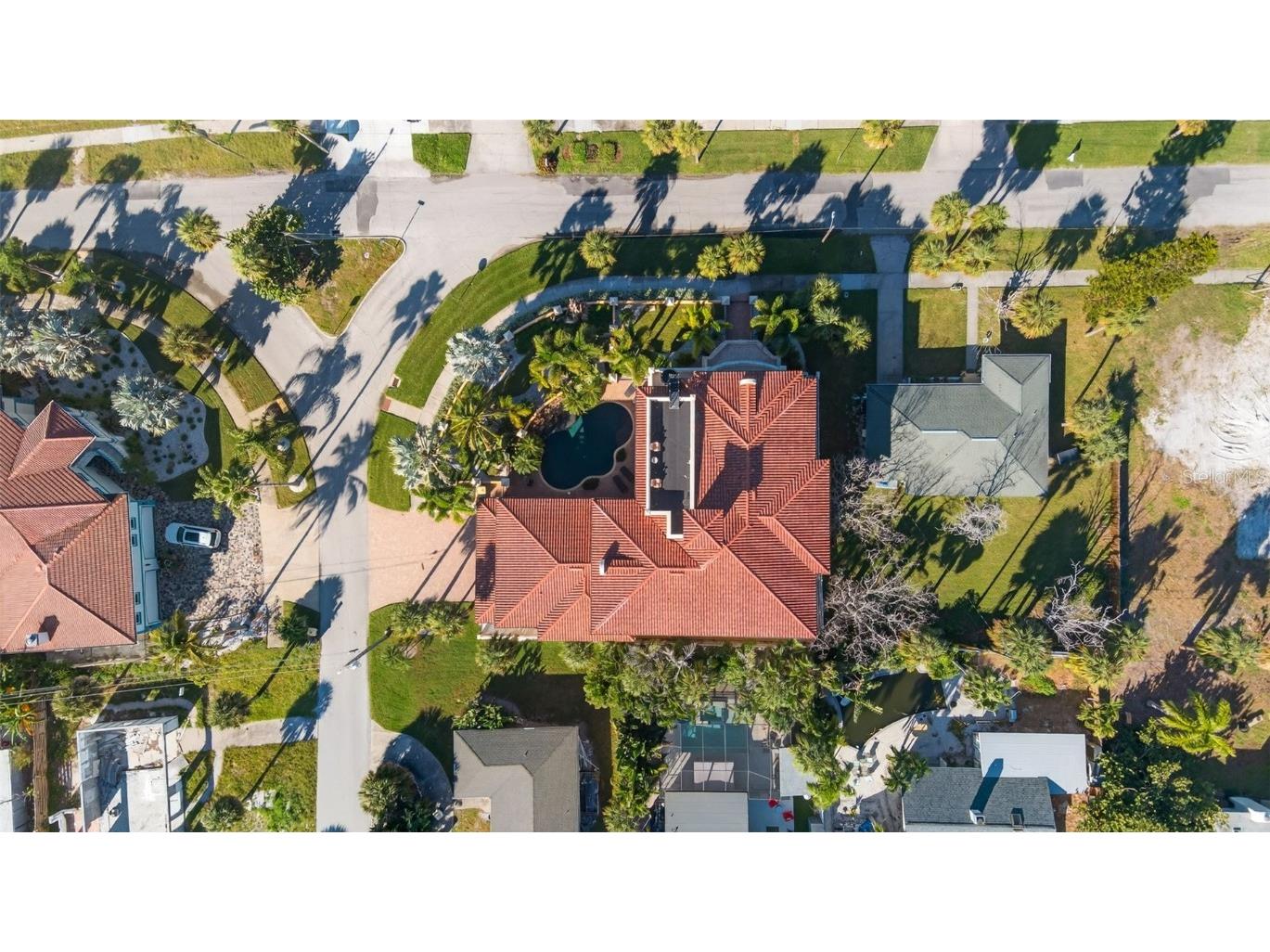 829 Bruce Avenue Clearwater Beach FL 33767 TB8441451 image64