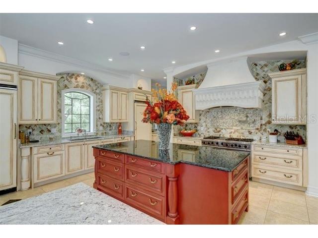 829 Bruce Avenue Clearwater Beach FL 33767 TB8441451 image7