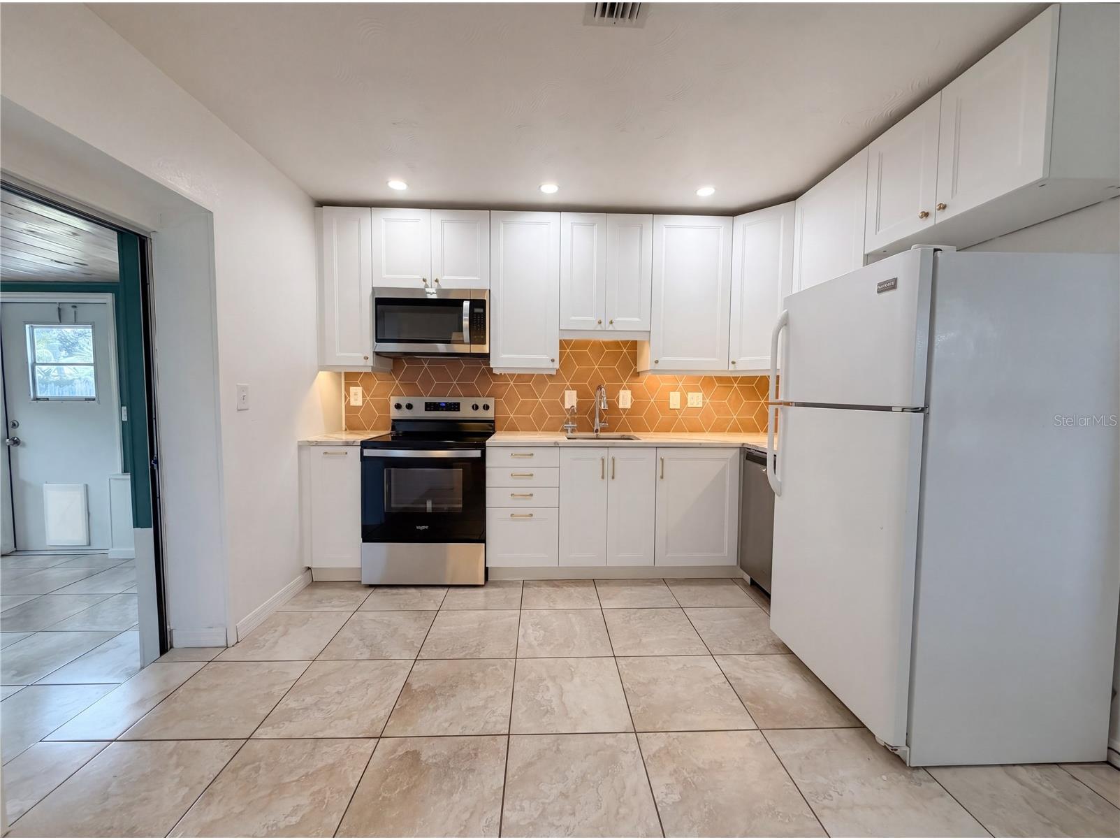 829 E 4th Street Englewood FL 34223 O6400871 image11