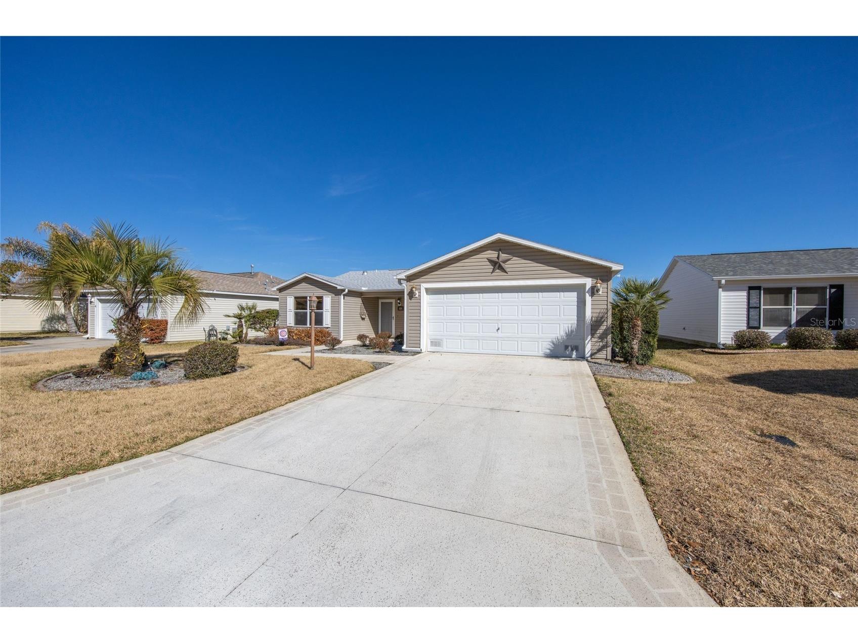 829 Evelynton Loop The Villages FL 32162 G5107817 image1
