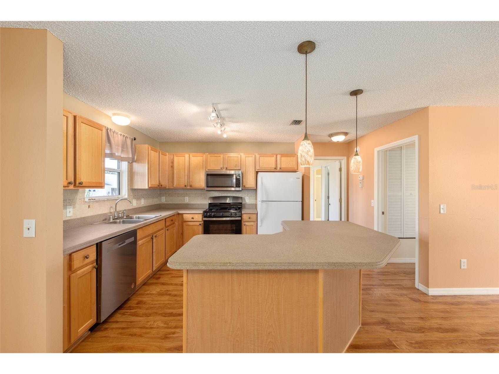 829 Evelynton Loop The Villages FL 32162 G5107817 image12