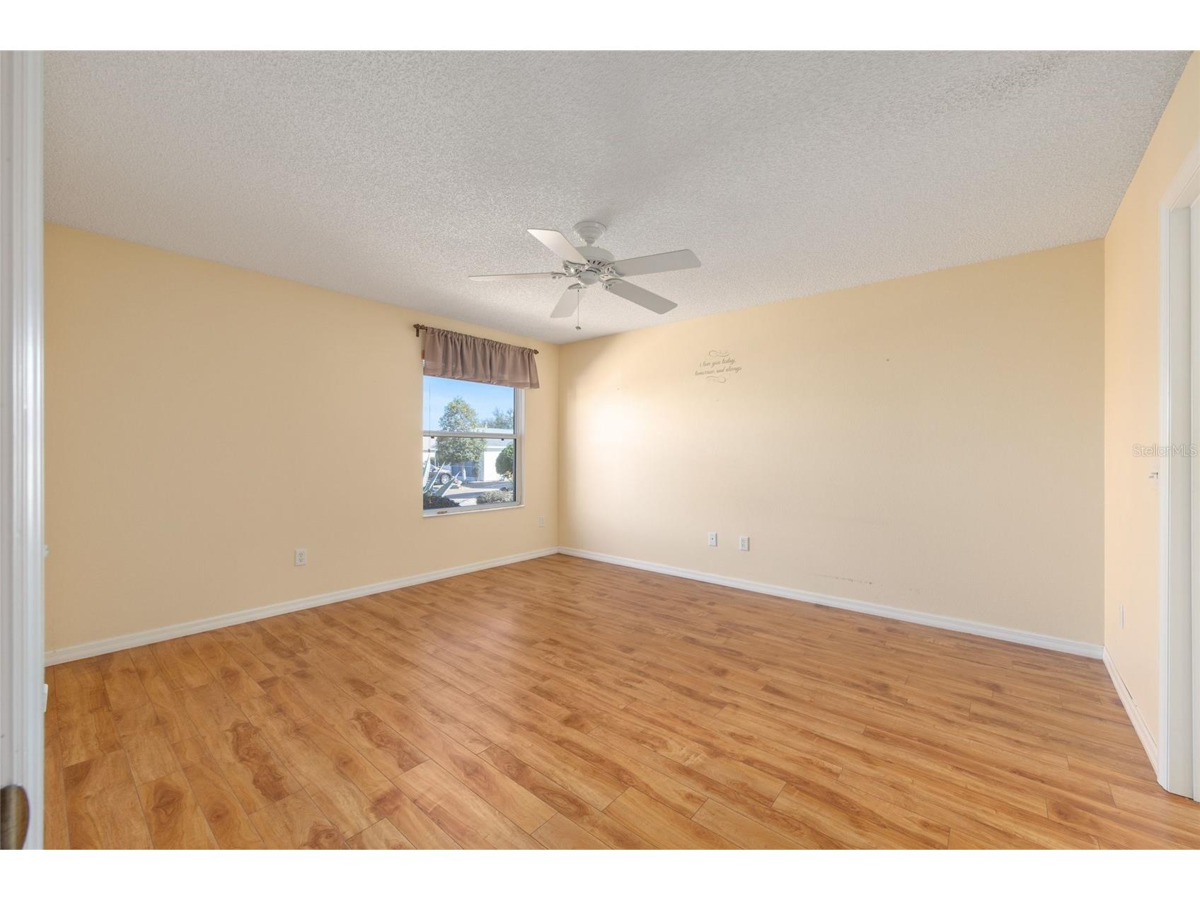 829 Evelynton Loop The Villages FL 32162 G5107817 image4
