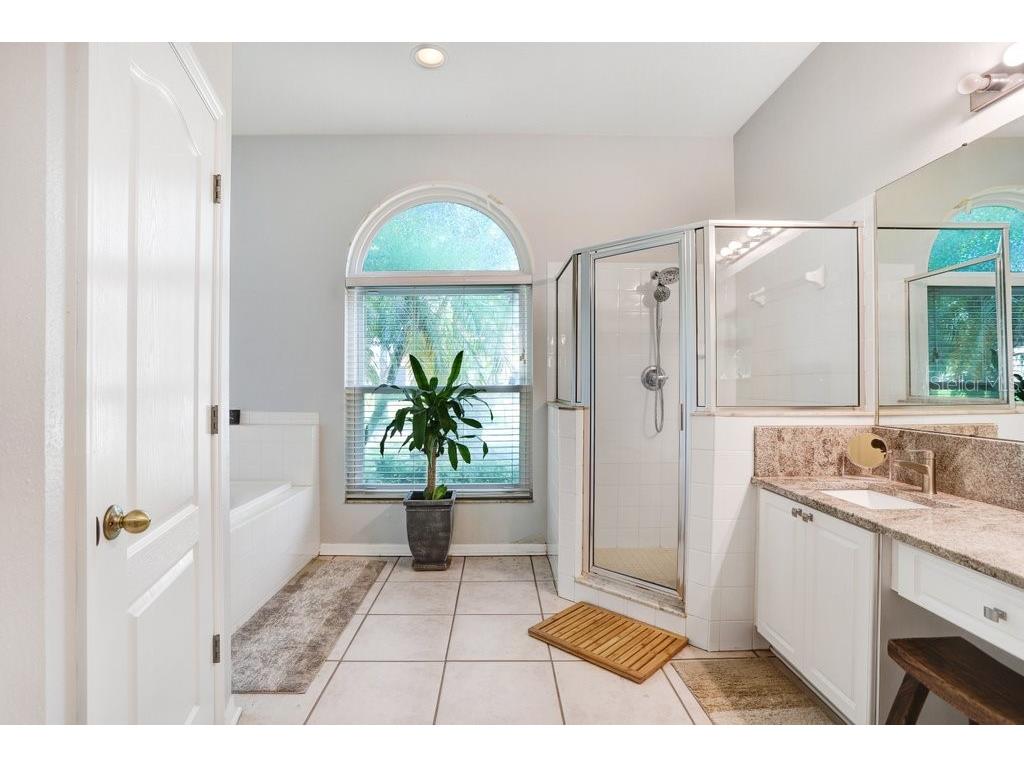 829 Innergary Place Valrico FL 33594 TB8437539 image13