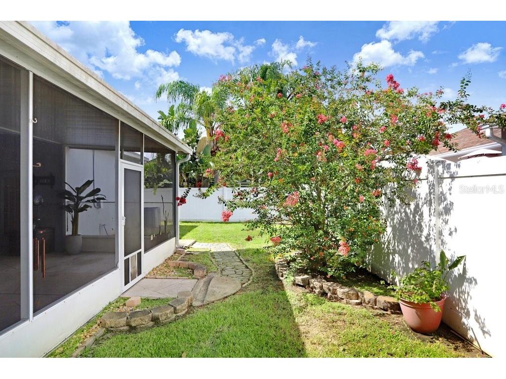 829 Innergary Place Valrico FL 33594 TB8437539 image24