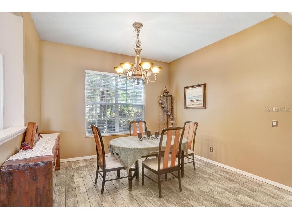 829 Innergary Place Valrico FL 33594 TB8437539 image3