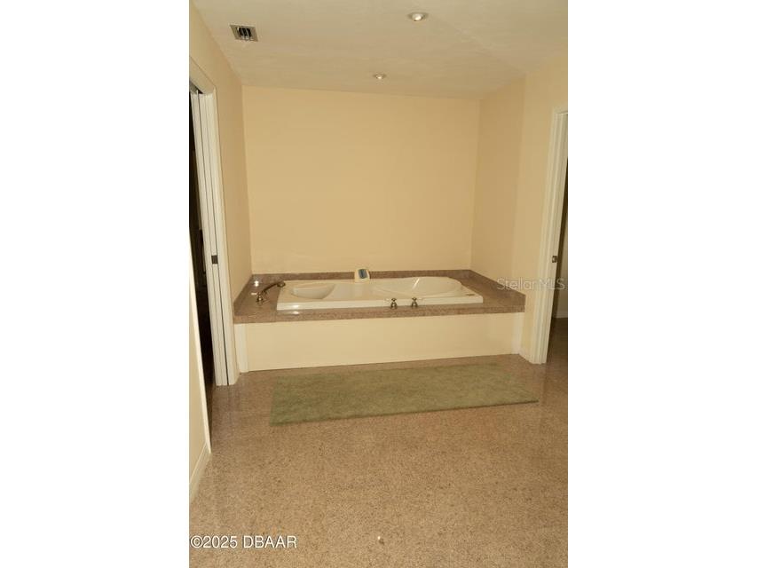 829 N Beach Street Ormond Beach FL 32174 O6327212 image15