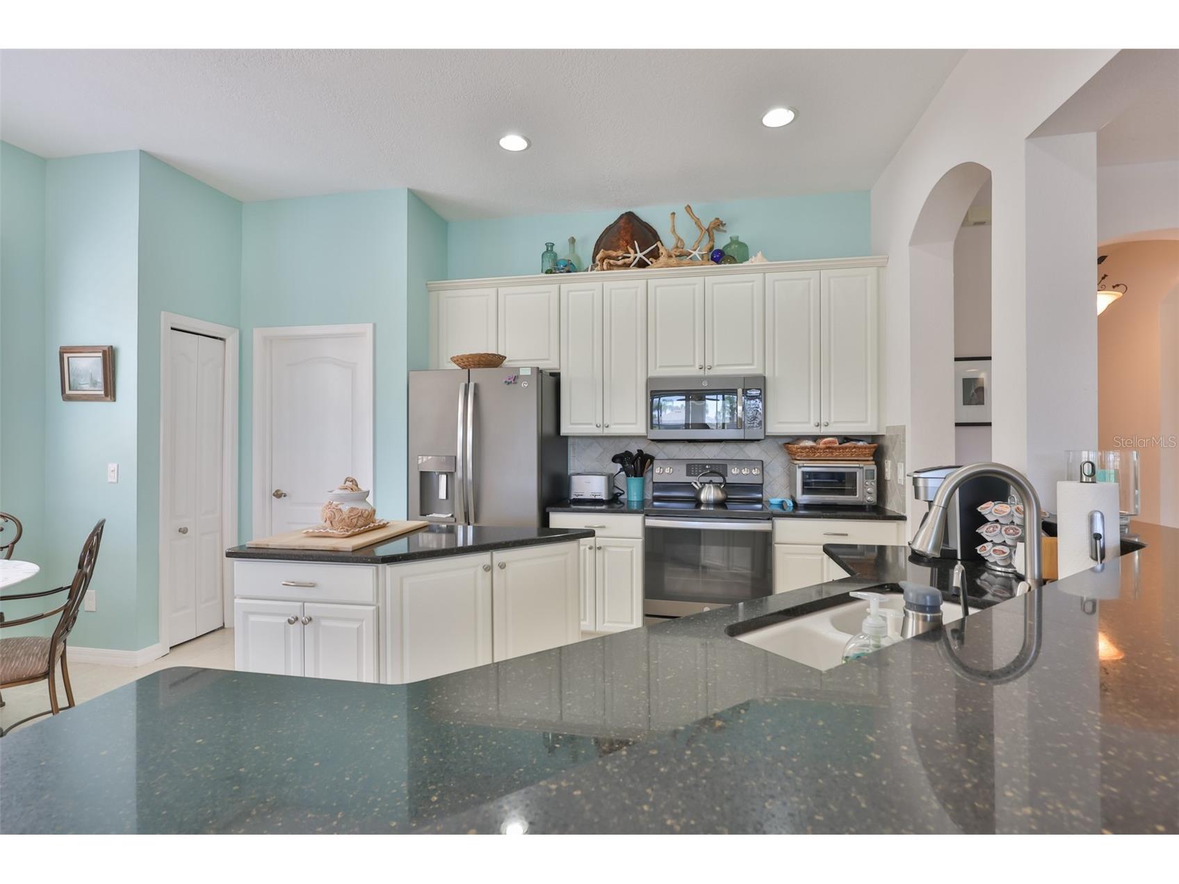 829 Regal Manor Way Sun City Center FL 33573 TB8504771 image17
