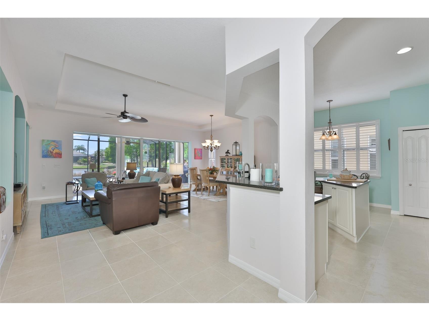 829 Regal Manor Way Sun City Center FL 33573 TB8504771 image8