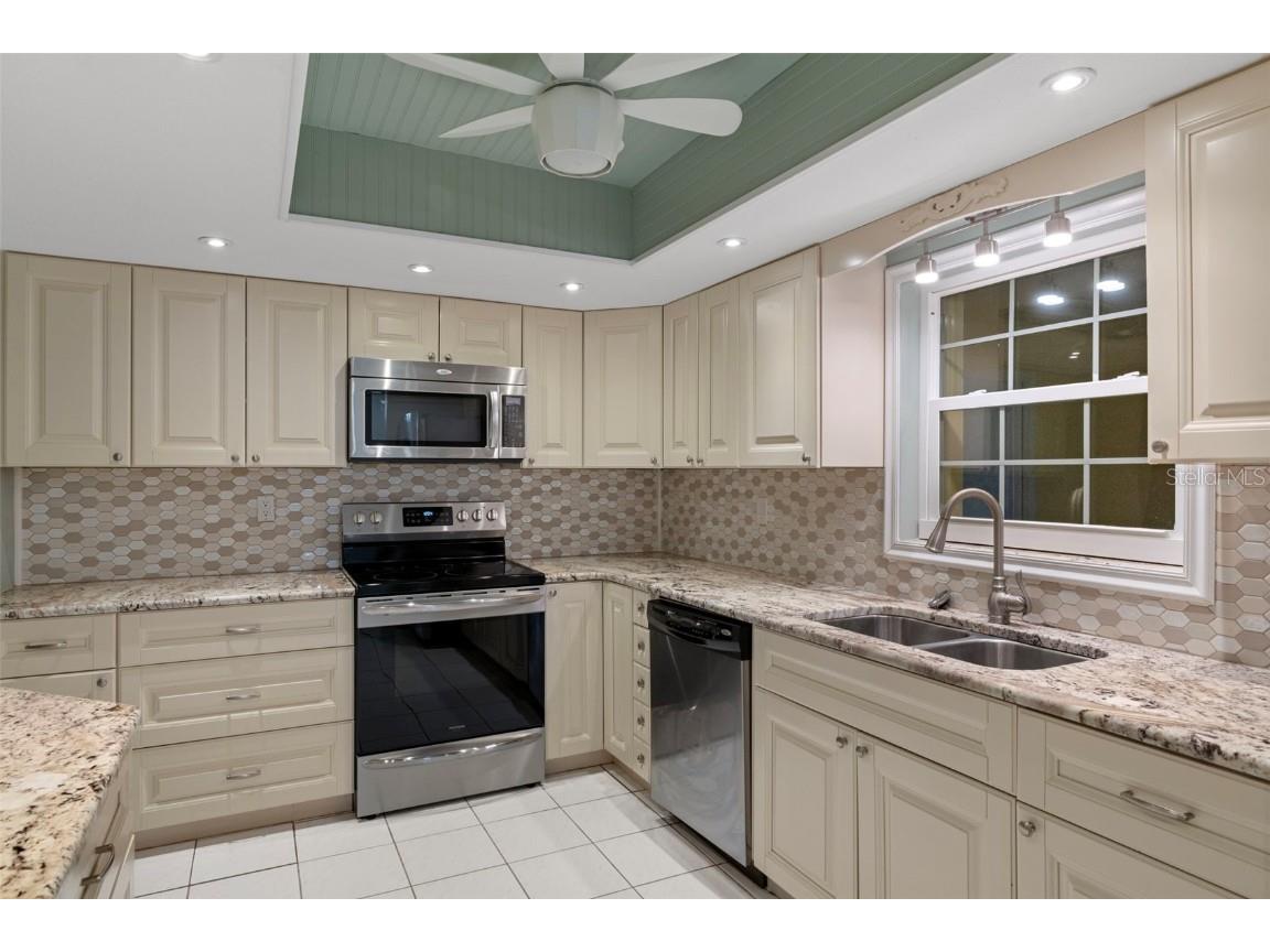 8291 Arab Lane Spring Hill FL 34608 W7880827 image14